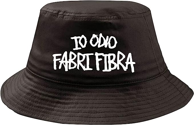 Cappello nero modello pescatore con stampa io odio fabri fibra