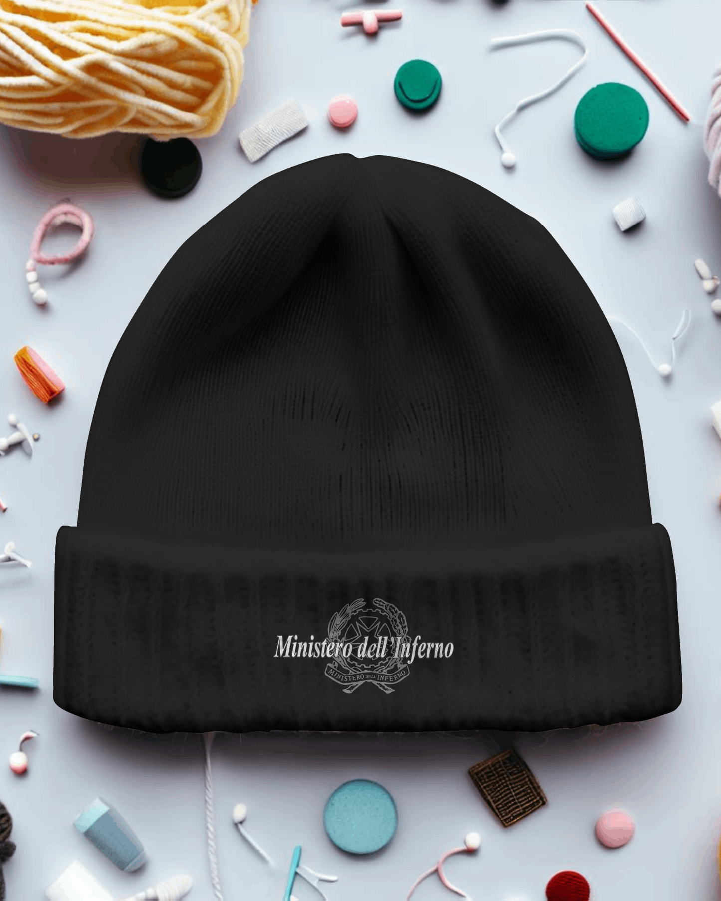 Cappellino invernale in maglia con stampa Ministero dell'inferno