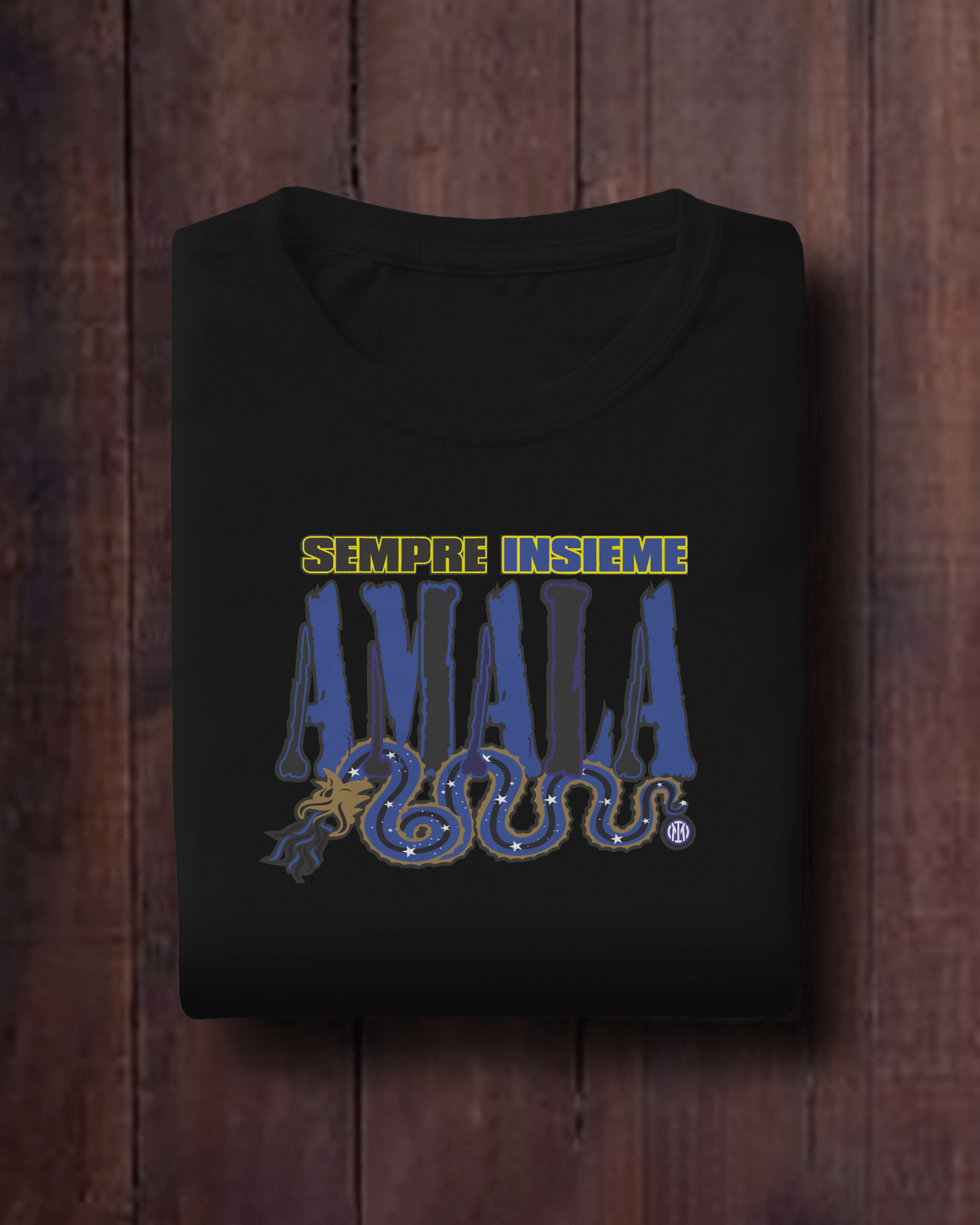 Maglietta nera con stampa Amala