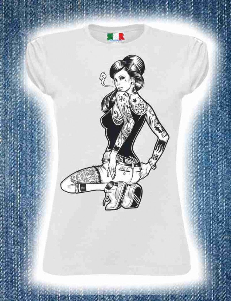 MAGLIETTA COTONE FIAMMATO DA DONNA MANICHE ARRICCIATE TITOLO TATUAGGI
