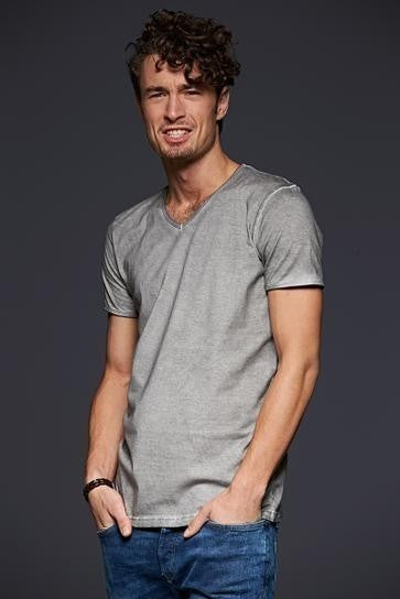 T-shirt con scollo a v, 100% cotone single jersey VINTAGE con stampa MOTIVO NERD