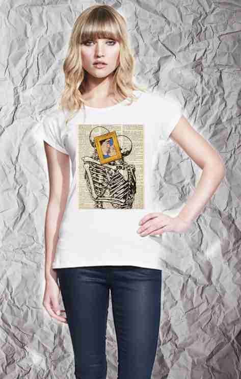 MAGLIETTA IN 100% COTONE DA DONNA TITOLO AMORE MORTALE