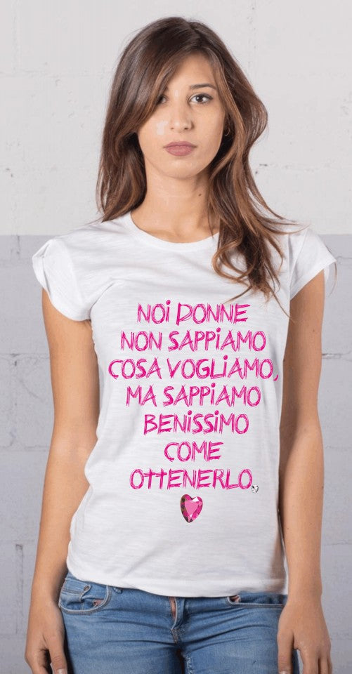 MAGLIETTE FIAMMATE DA DONNA CON MANICHE ARRICCIATE E MODELLO CLASSICO